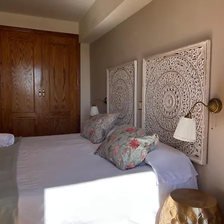 Hostal La Colonial Country house