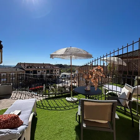 Hostal La Colonial * Madrigal de la Vera