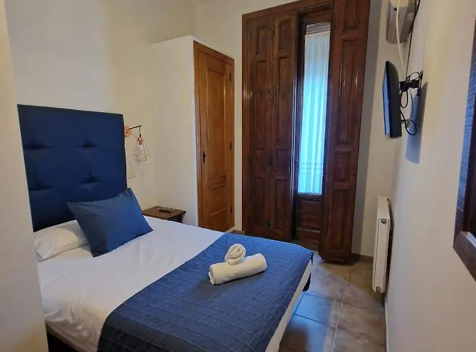 Hostal La Colonial Madrigal de la Vera